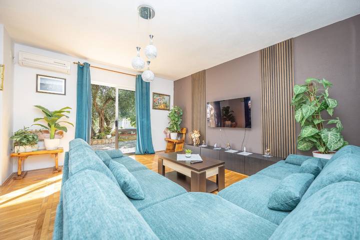 Villa mit pool für 11 Personen, mit Pool und Garten in Makarska - 3
