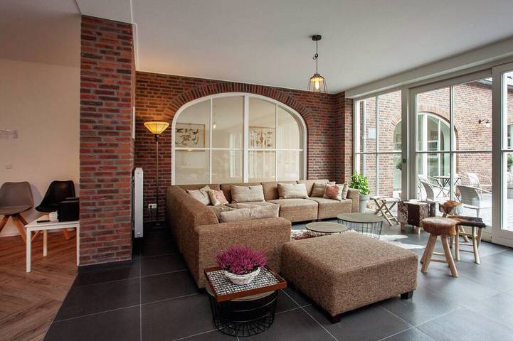 Ferienhaus für 35 Personen, mit Terrasse und Garten sowie Sauna in Horst aan de Maas