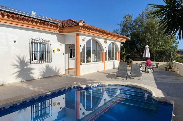 Casa vacanza per 6 persone, con giardino e terrazza in Oria (Andalucía)