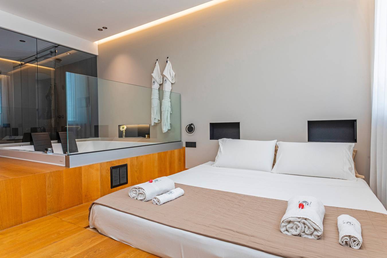 Alojamiento y desayuno 'Zoe Luxury Suites - Deluxe 03' con vistas al mar y aire acondicionado. in Catania, Provincia de Catania