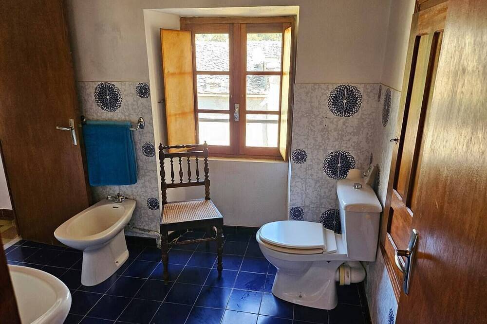 Ganze Wohnung, Holiday rentals in Corsica in Luri, Cap Corse