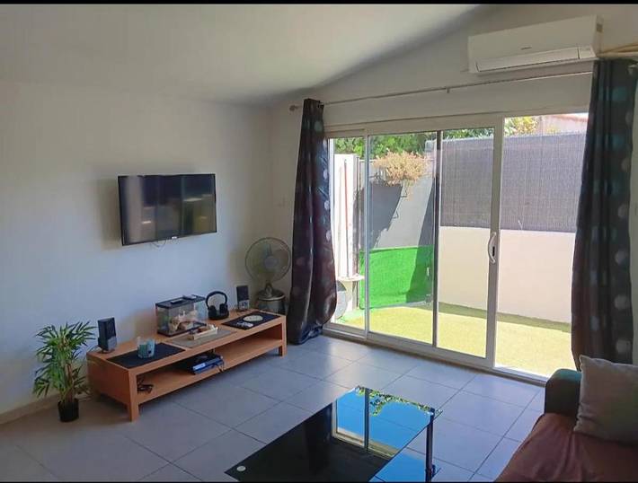 Gîte pour 2 personnes, avec terrasse à Berre-l'Étang