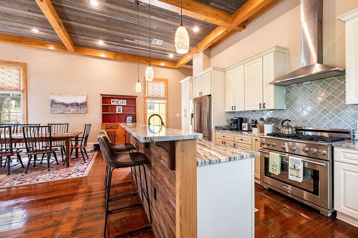 Vacation home for 6 people, with balcony and yard in New Orleans