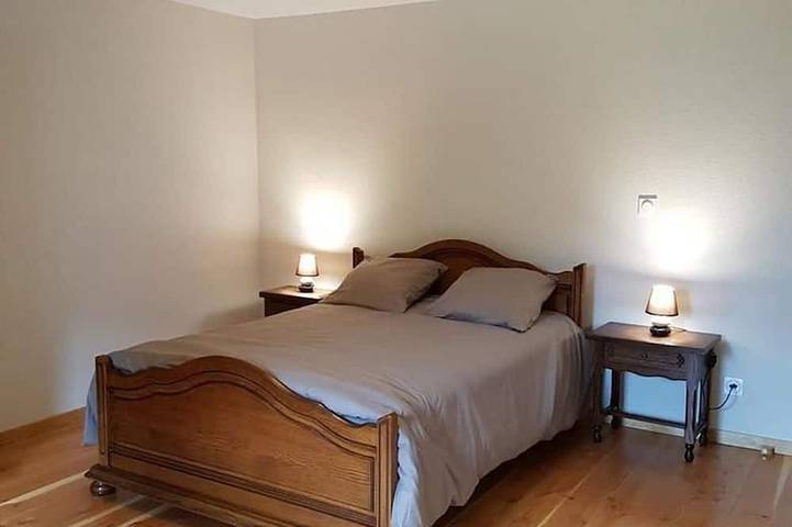 Gîte pour 6 personnes, avec jardin à Saint-Bresson - 2