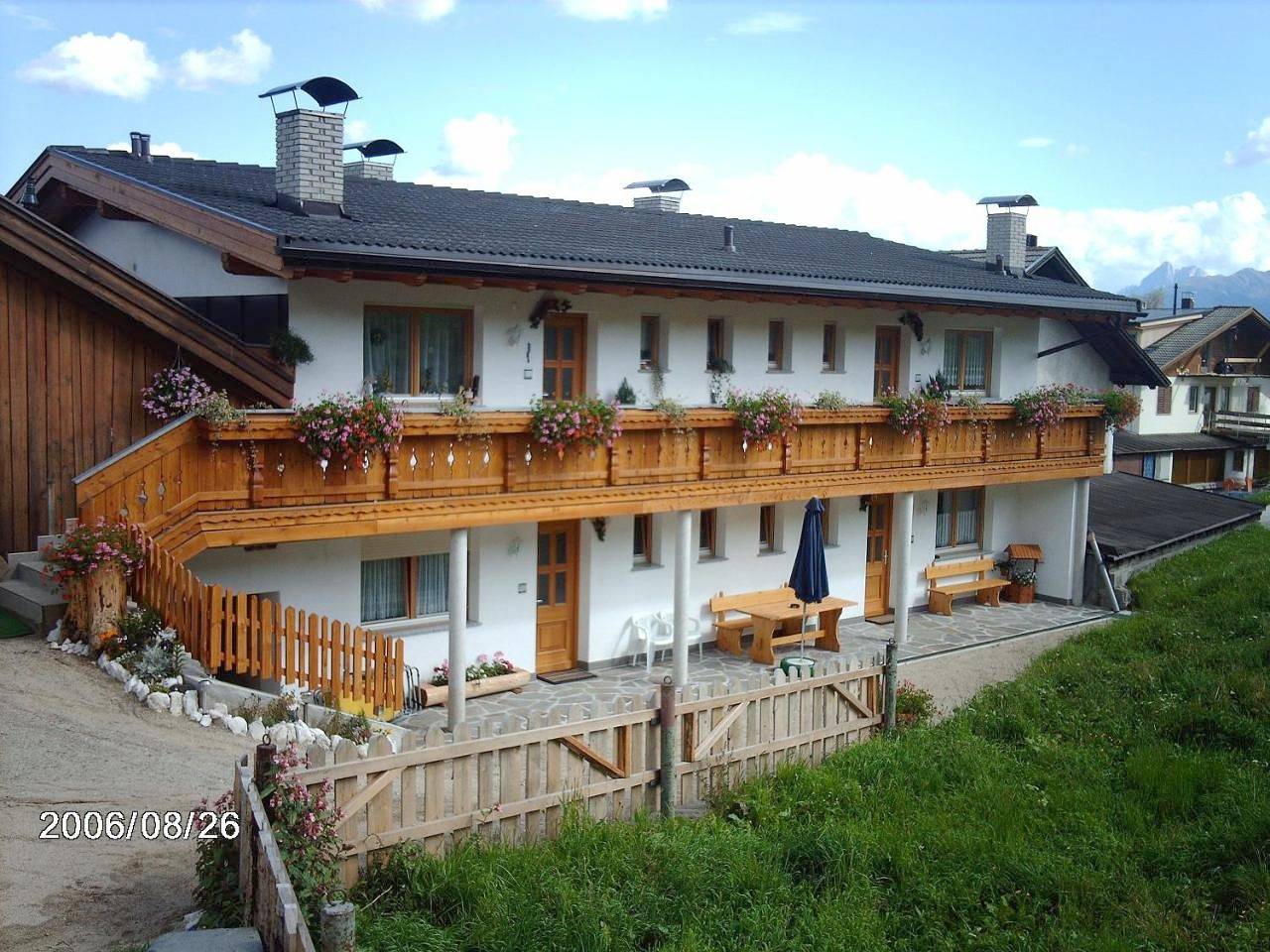 Ganze Wohnung, Two-Bedroom Apartment in Meransen, Mühlbach