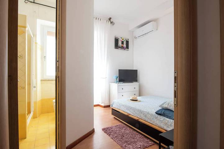 Ganze Wohnung, Jade house facing the sea just a stone's throw from Rome in Ladispoli, Rom Provinz