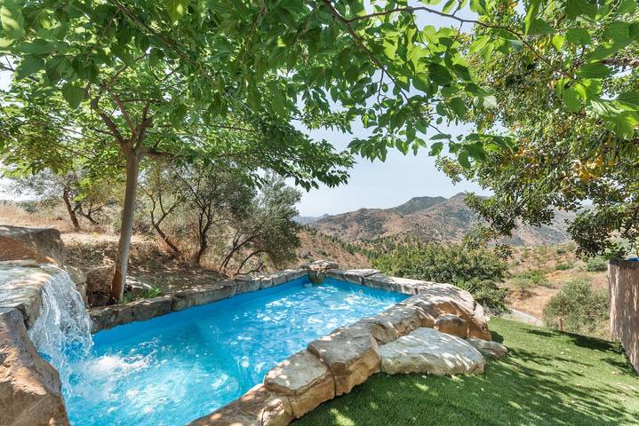 Ferienhaus für 18 Personen, mit Whirlpool und Garten sowie Seeblick in Andalusien - 4