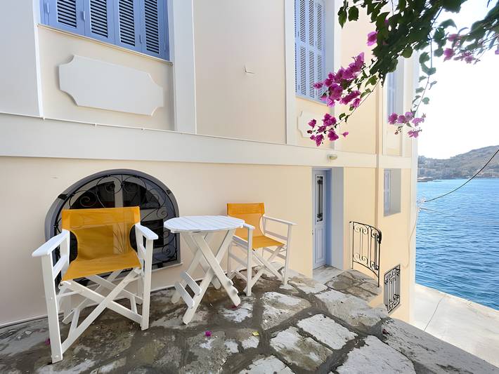 Holiday rental for 3 people in Symi