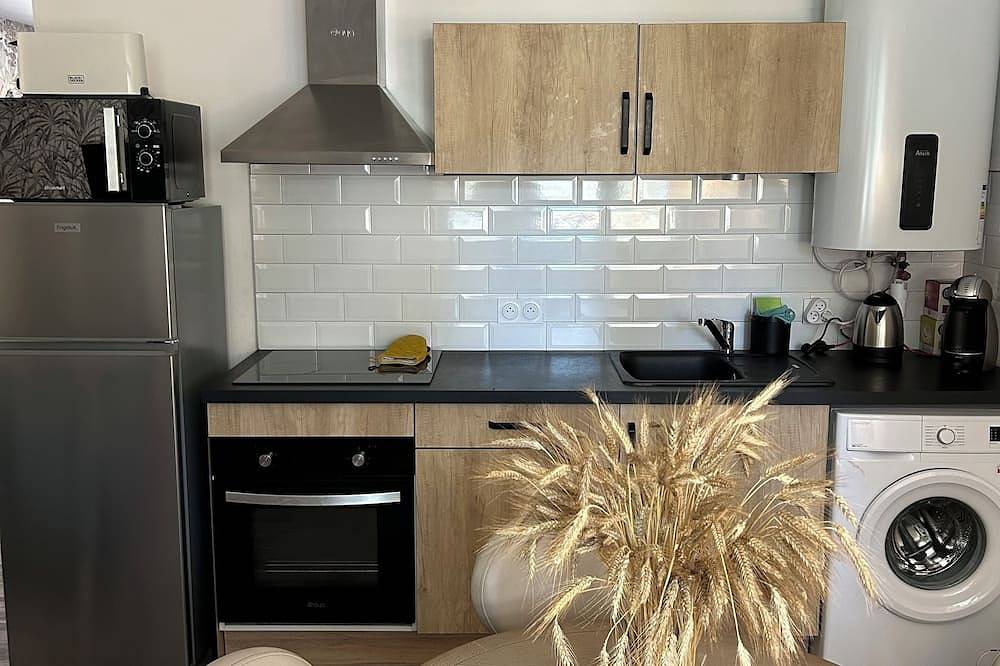 Entire apartment, Appartement t2 Bord du lot in Espalion, Massif Central