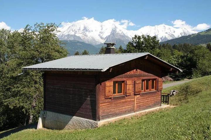 Chalet pour 4 personnes, avec vue et jardin, animaux acceptés