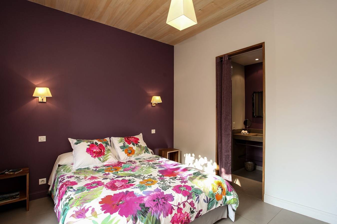 Chambre Lilas – Charme naturel et confort in Carsac-Aillac, Périgord Noir