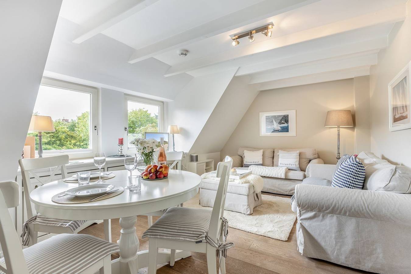 Ganze Wohnung, Komfortable Ferienwohnung Mareyke unter Reet lädt zum Entspannen ein. in Tinnum, Sylt (Gemeinde)