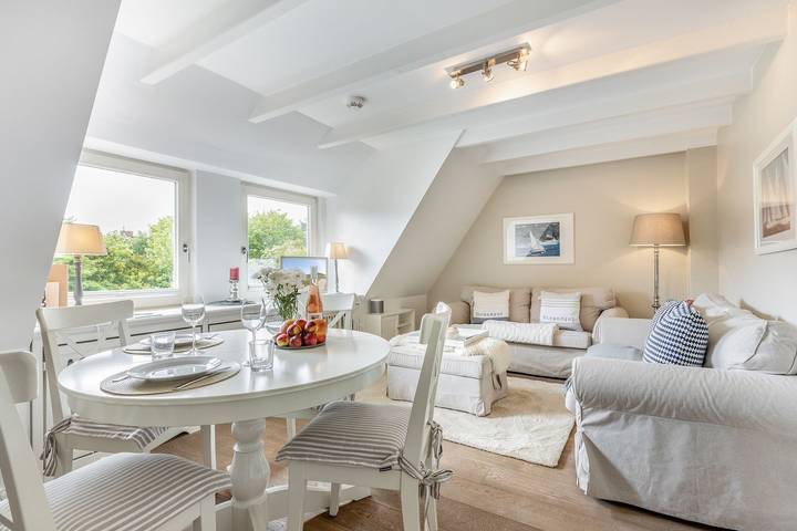 Ferienwohnung für 4 Personen, mit Terrasse und Garten in Nordfriesische Inseln (Schleswig-Holstein) (Schleswig-Holstein), Sylt (Gemeinde)