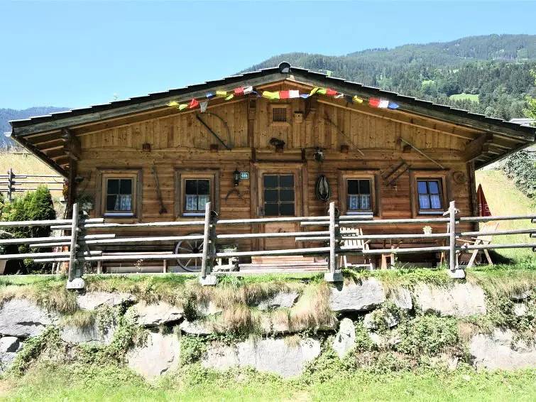 Villa voor 6 Personen in Schwendau, Zillertal
