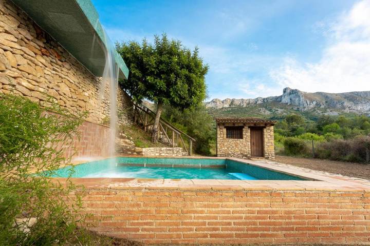 Casa rural para 6 personas, con Balcón y Terraza además de Jardín y Piscina en Vall de Gallinera - 4
