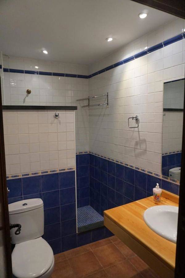 Casa rural para 12 personas, con jardín además de vistas y piscina en Alto Campo - 2