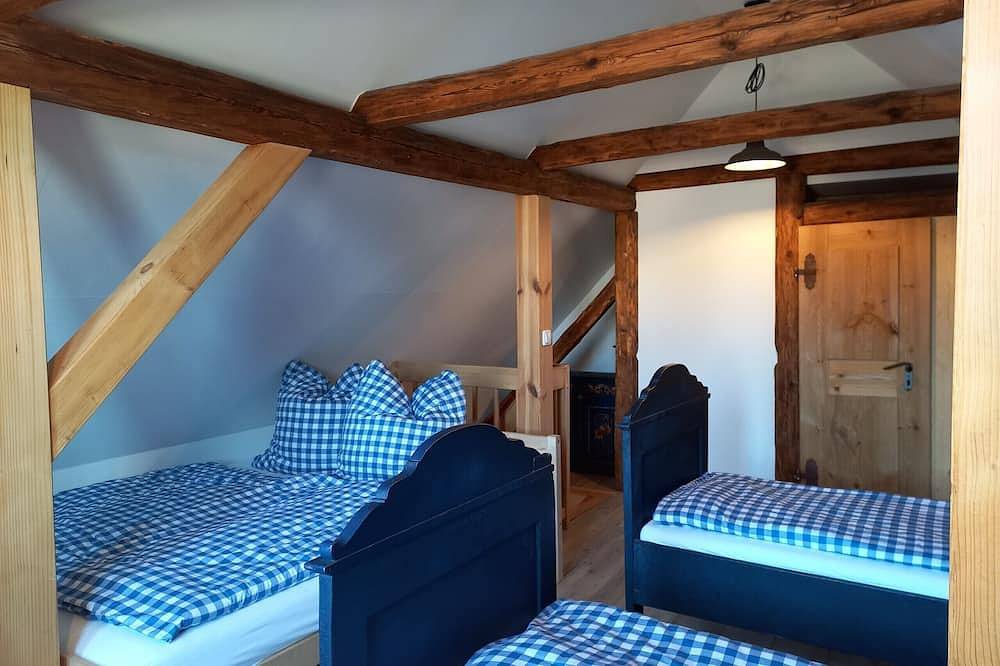 Ganze Wohnung, Bauernhaus 1 - Ferienwohnung historisches Ambiente in Laasow, Vetschau
