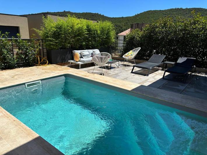 Chalet para 6 personas, con jardín y piscina - 1