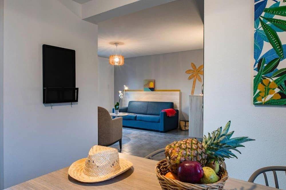 Cottage with On-Site Fitness Room in Fabrègues, Mediterranean Coast (France)
