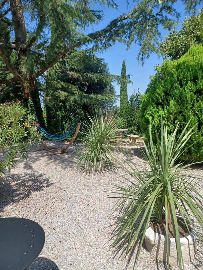 Gîte pour 2 personnes, avec jardin et vue, animaux acceptés à Sablet - 3