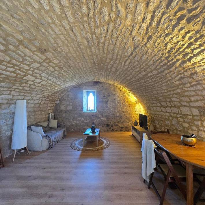 Location de vacances pour 3 personnes, avec vue et terrasse à Orliaguet - 2