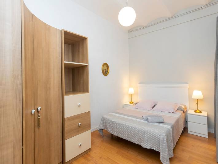 Apartamento entero, Gracia Torrijos in Centro Barcelona, Barcelona