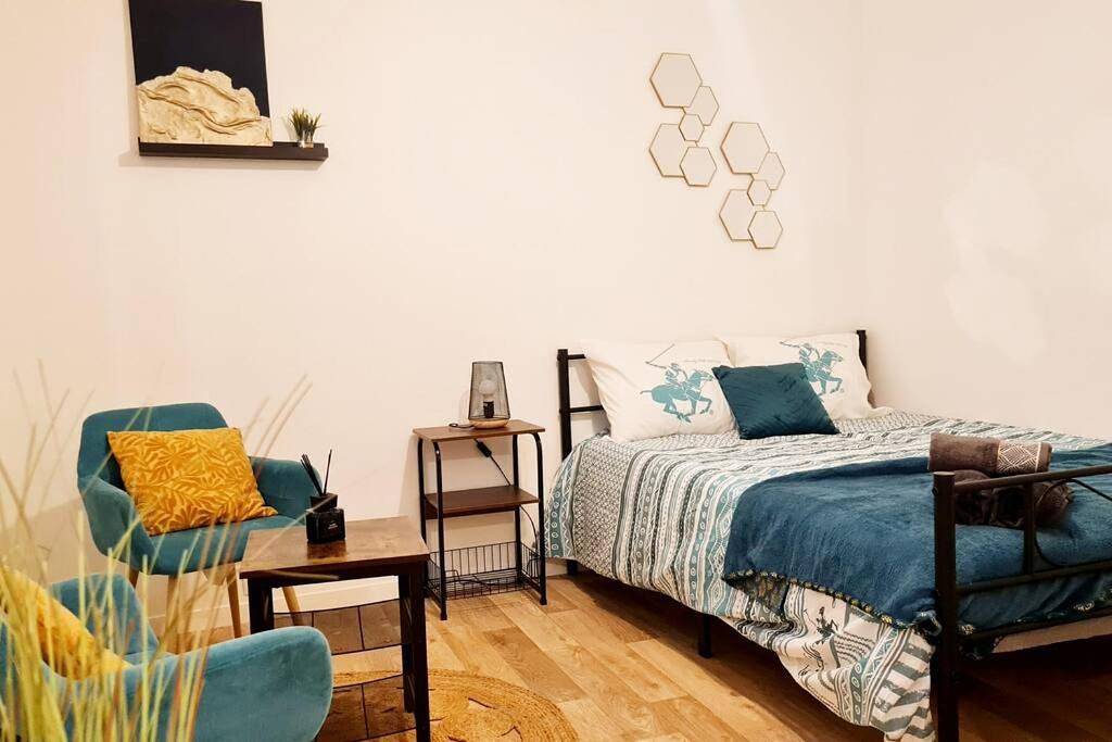 Appartement entier, Deluxe Studio in Flers, Région d'Argentan