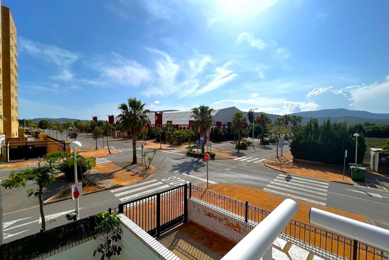 Ganze Wohnung, Acv- Marina Trebol Iii-2ª Linea planta 1 sur (3hab) in Marina d'Or, Oropesa del Mar