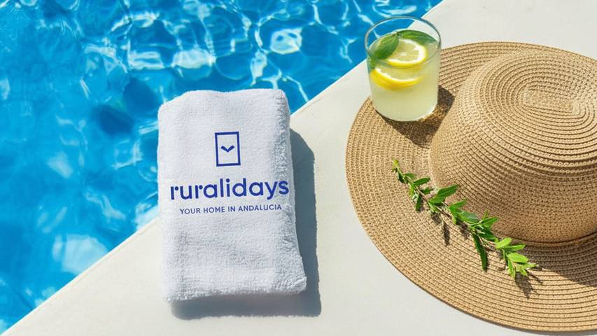 Casa rural para 10 personas, con balcón/terraza y piscina en Sierra de las Nieves - 3