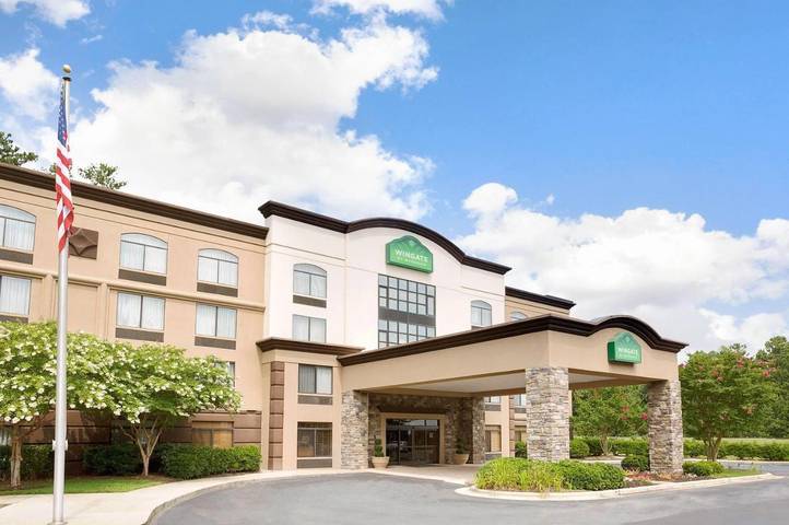 Hotel para 3 personas - 1