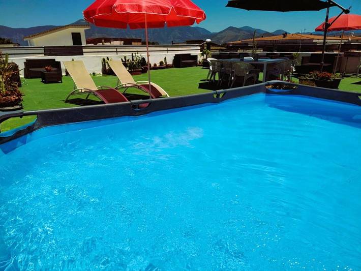 Casa vacanza per 2 persone, con terrazza e giardino nonché panorama, con animali domestici in Sant'Egidio del Monte Albino