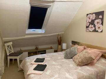 Location de vacances pour 4 personnes, avec jacuzzi ainsi que jardin et piscine à Vouvray