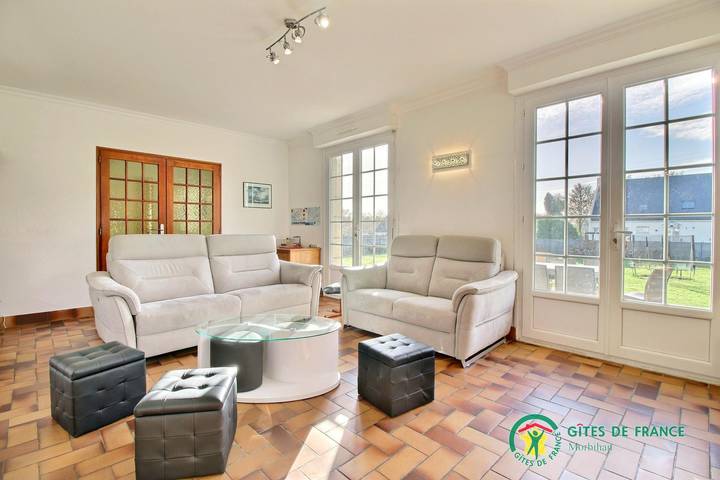 Gîte pour 6 personnes, avec jardin et terrasse à Plescop - 4