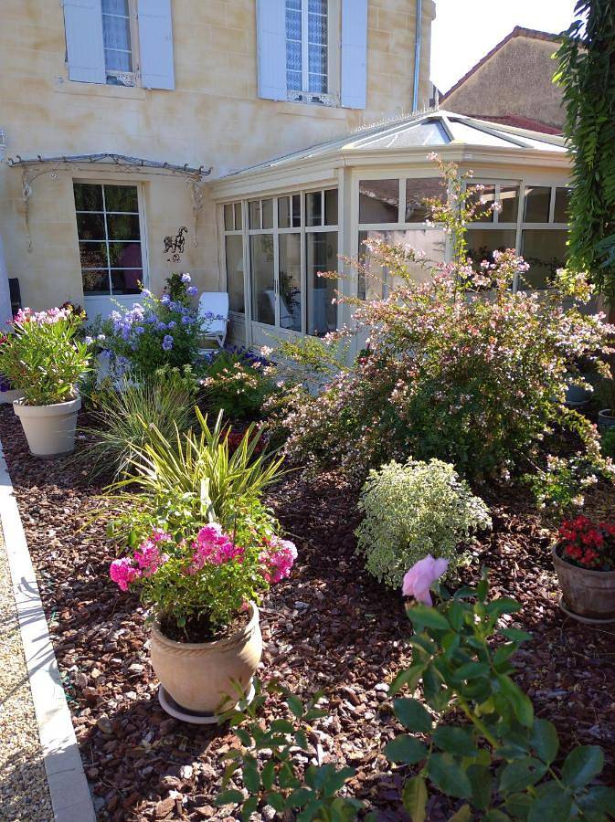 Chambre d’hôte pour 2 personnes, avec terrasse et piscine ainsi que jardin et vue à Bergerac - 2