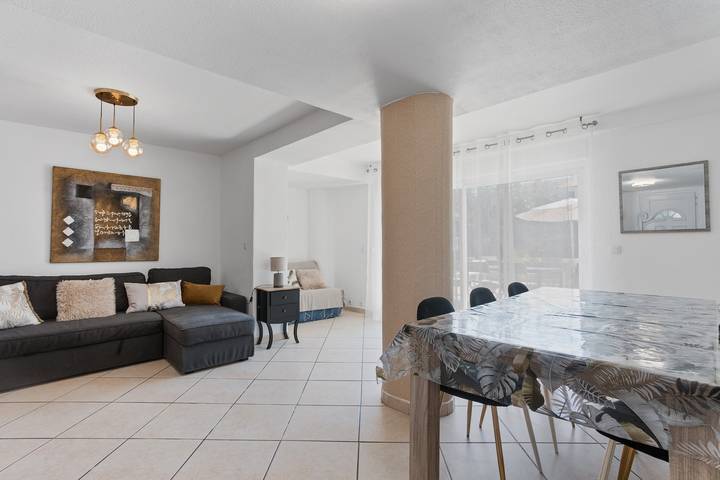 Ganze Wohnung, Courtille Plage – Naturnahes Refugium am Meer in Fréjus in Fréjus Plage, Frejus