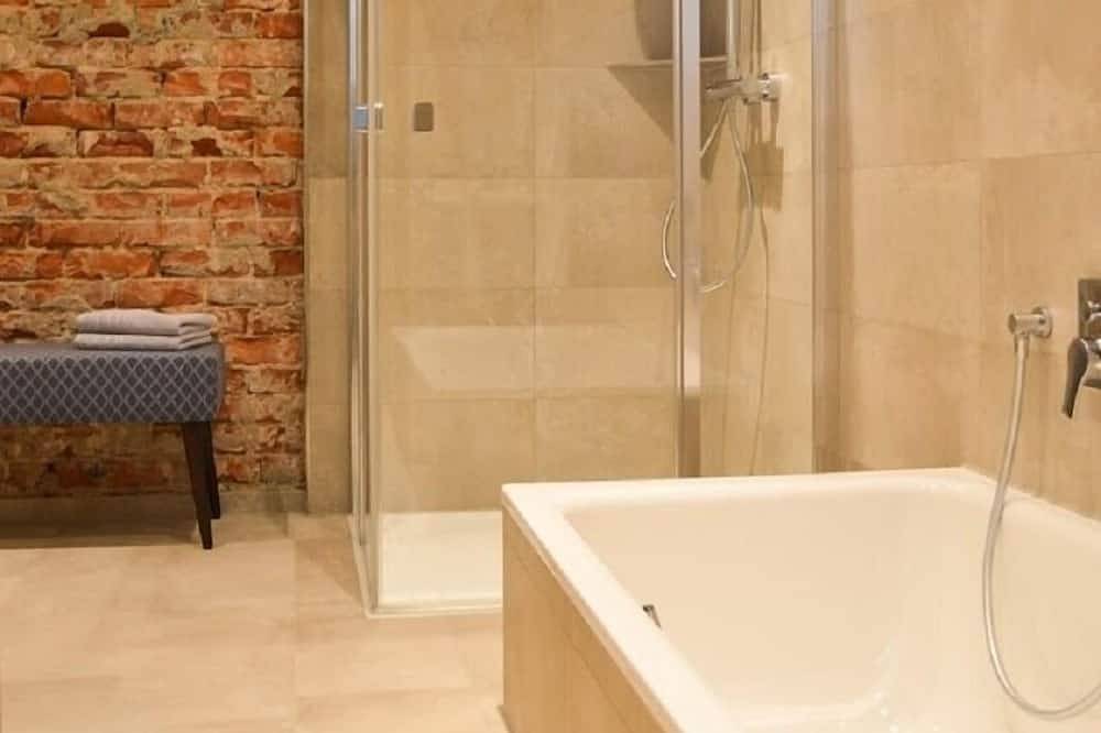 Ganze Wohnung, Ferienwohnung/App. für 8 Gäste mit 120m² in Schortens in Schortens, Nordseeküste