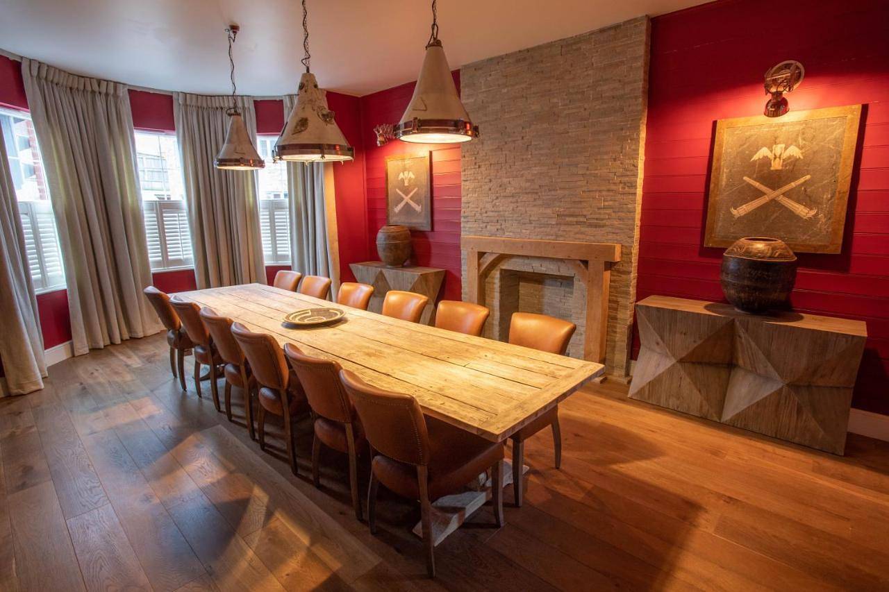Villa in Freshwater, Isle of Wight