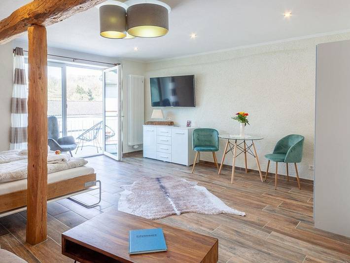 Ferienwohnung für 2 Personen, mit Balkon in der Vulkaneifel - 2