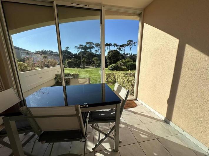 Gîte pour 4 personnes, avec terrasse et piscine dans Moliets-Plage - 3