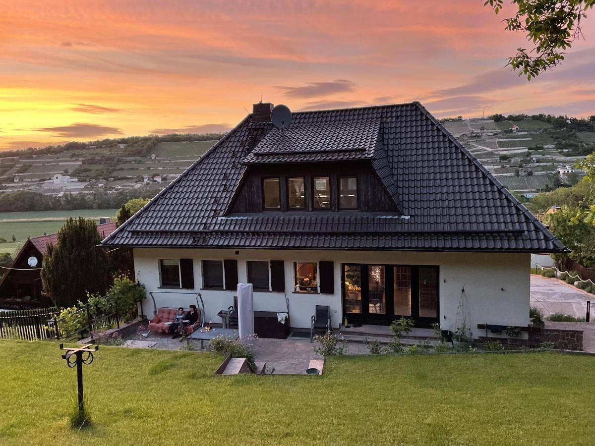 Ganze Wohnung, Studio with Mountain View in Freyburg (Unstrut), Saale-Unstrut
