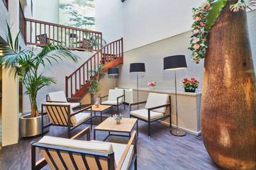 Hôtel pour 3 personnes, avec terrasse, adapté aux familles à Nevers