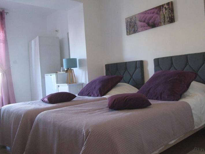 Chambre d’hôte pour 4 personnes, avec jardin, animaux acceptés à Saint-Côme-de-Fresné - 4