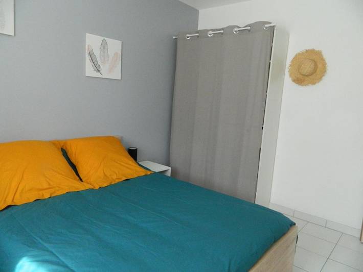 Location de vacances pour 4 personnes, avec vue et jardin, adapté aux familles à Saint-Hilaire-du-Bois - 4