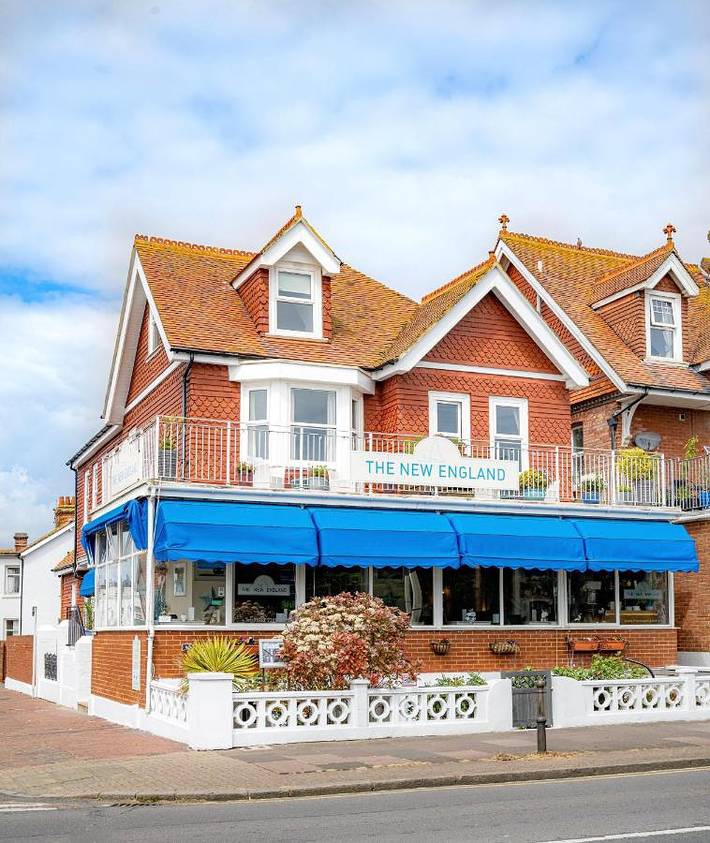 Bed and breakfast for 4 people, with View in Eastbourne