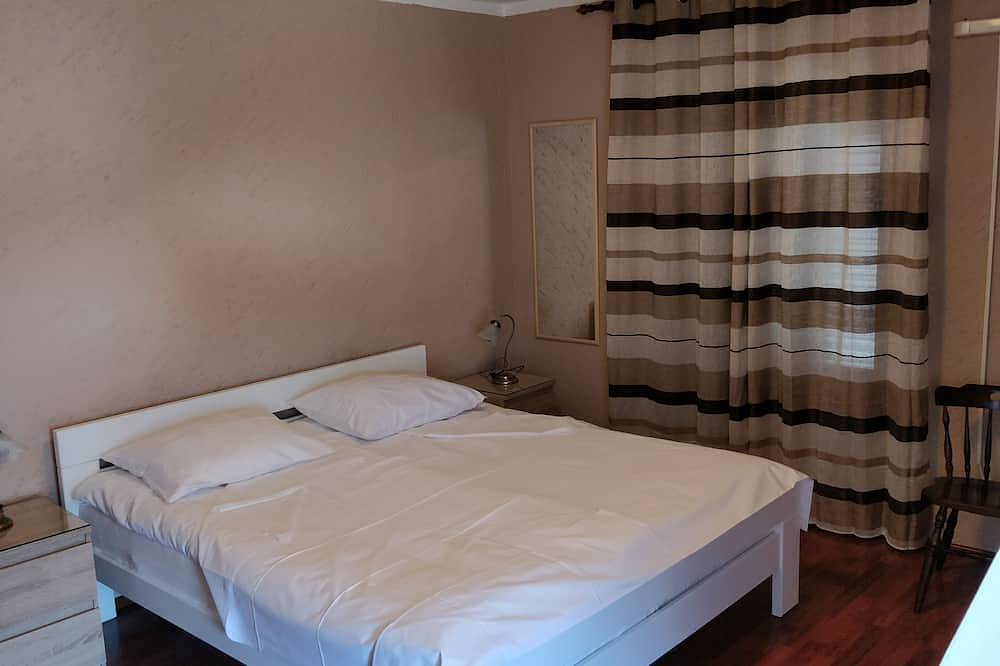 Ganze Wohnung, 1-Zimmer-Ferienwohnung mit Klima Mali Losinj, Losinj (A-8001-a) in Mali Lošinj, Lošinj