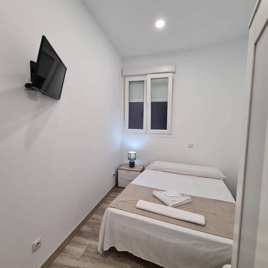 Single Room with Shared Bathroom in Torrejón de Ardoz, Provincia de Madrid