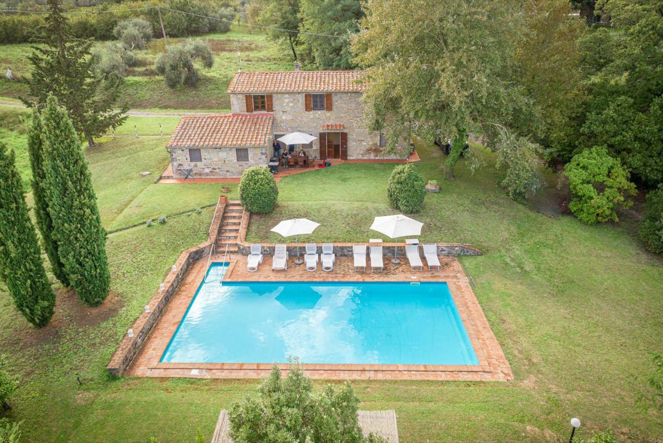 Villa Mealli Large Private Pool, Wifi in Radicofani, Siena Province