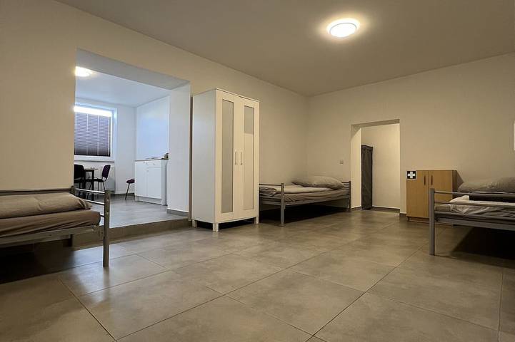 Entire apartment, Mieterlux Frankfurt Heusenstamm Zimmer 5 Personen in Heusenstamm, Landkreis Offenbach