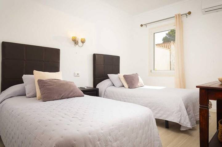 Villa für 6 Personen, mit Whirlpool und Balkon in Can Picafort - 3