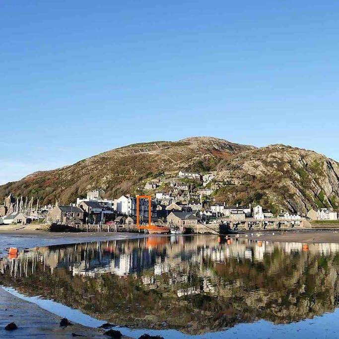 Entire apartment, Two-Bedroom Apartment in Barmouth, Snowdonia